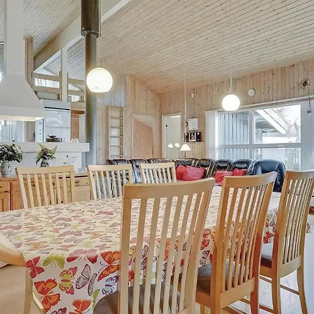 Ferienhaus Four Bedroom Holiday In Sydals *