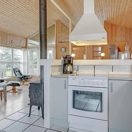 Ferienhaus Four Bedroom Holiday In Sydals