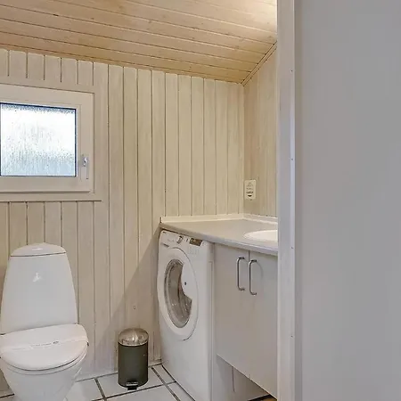 Ferienhaus Four Bedroom Holiday In Sydals *